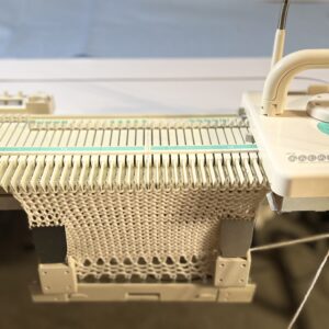 Sk-100n foldable knitting machine