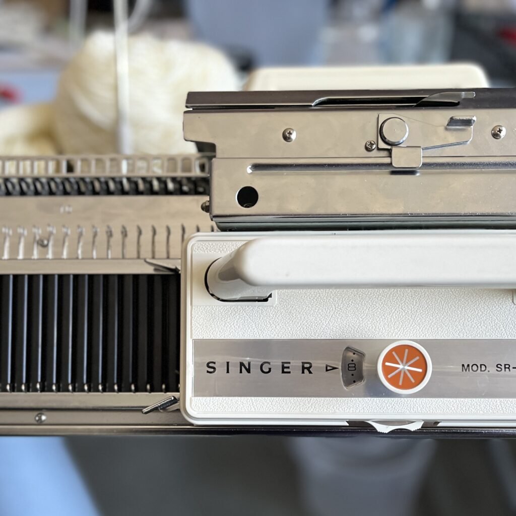 Silver Reed SR-120 Knitting Machine attachment - Marina's Design